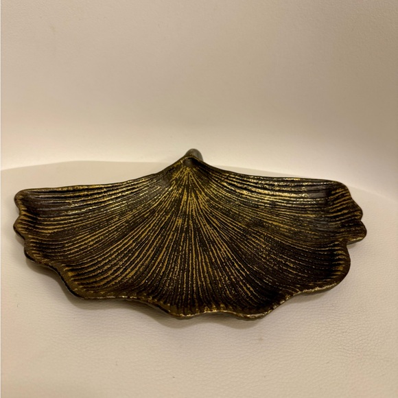 Bronze Metal Gingko Leaf Trinket Dish - Picture 4 of 7